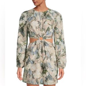 Gianni Bini Size 12
Tinsley Palm Print Long Sleeve CutOut Shift Dress